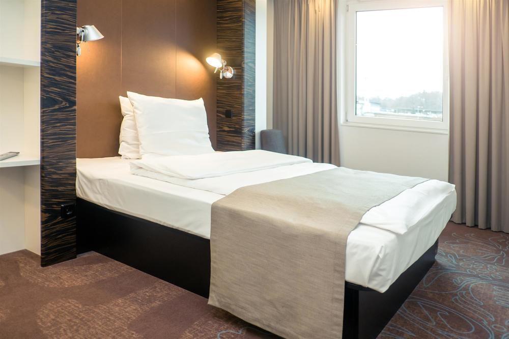 B&B Hotel Offenbach-Sued Bagian luar foto