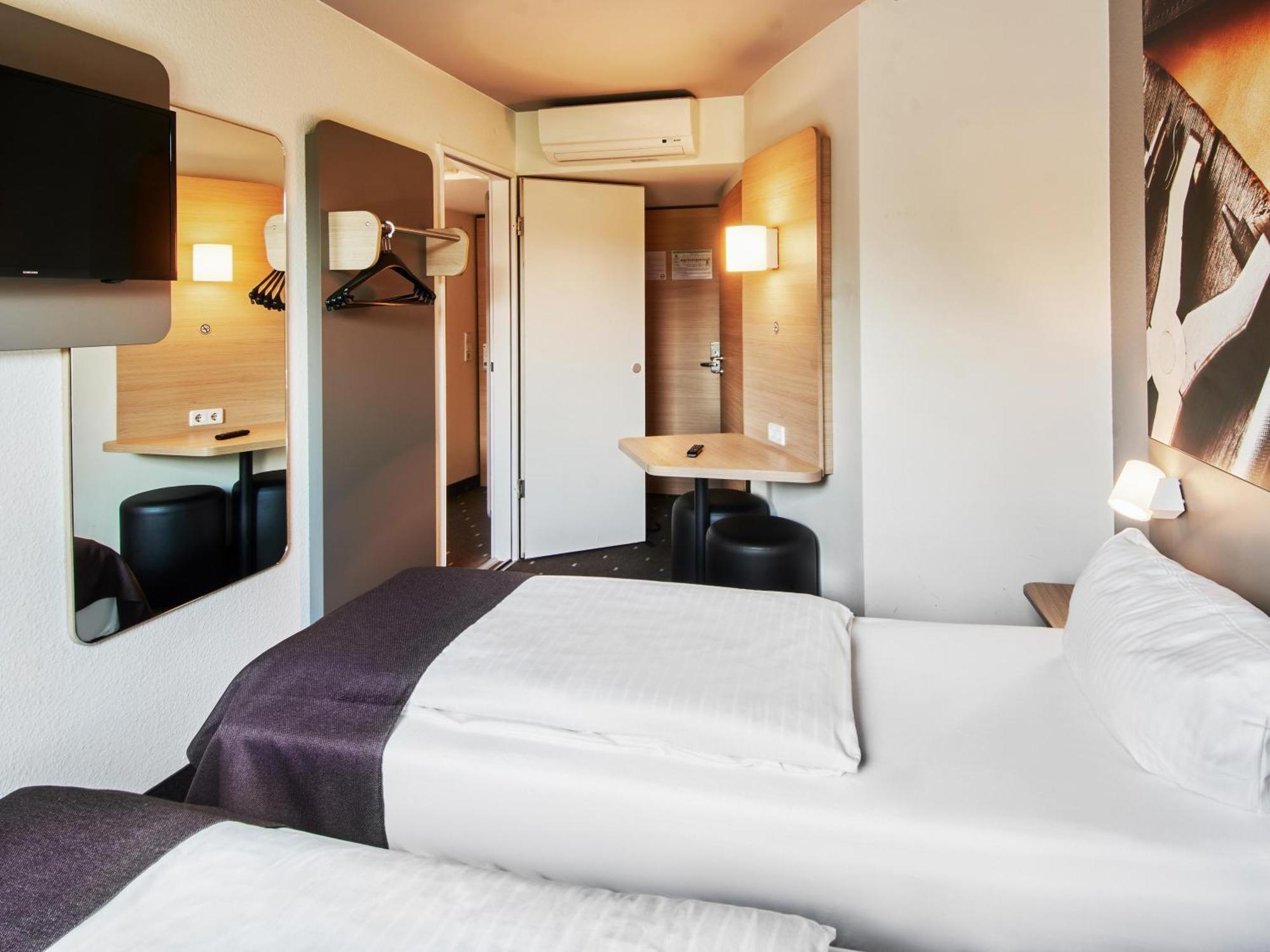 B&B Hotel Offenbach-Sued Bagian luar foto