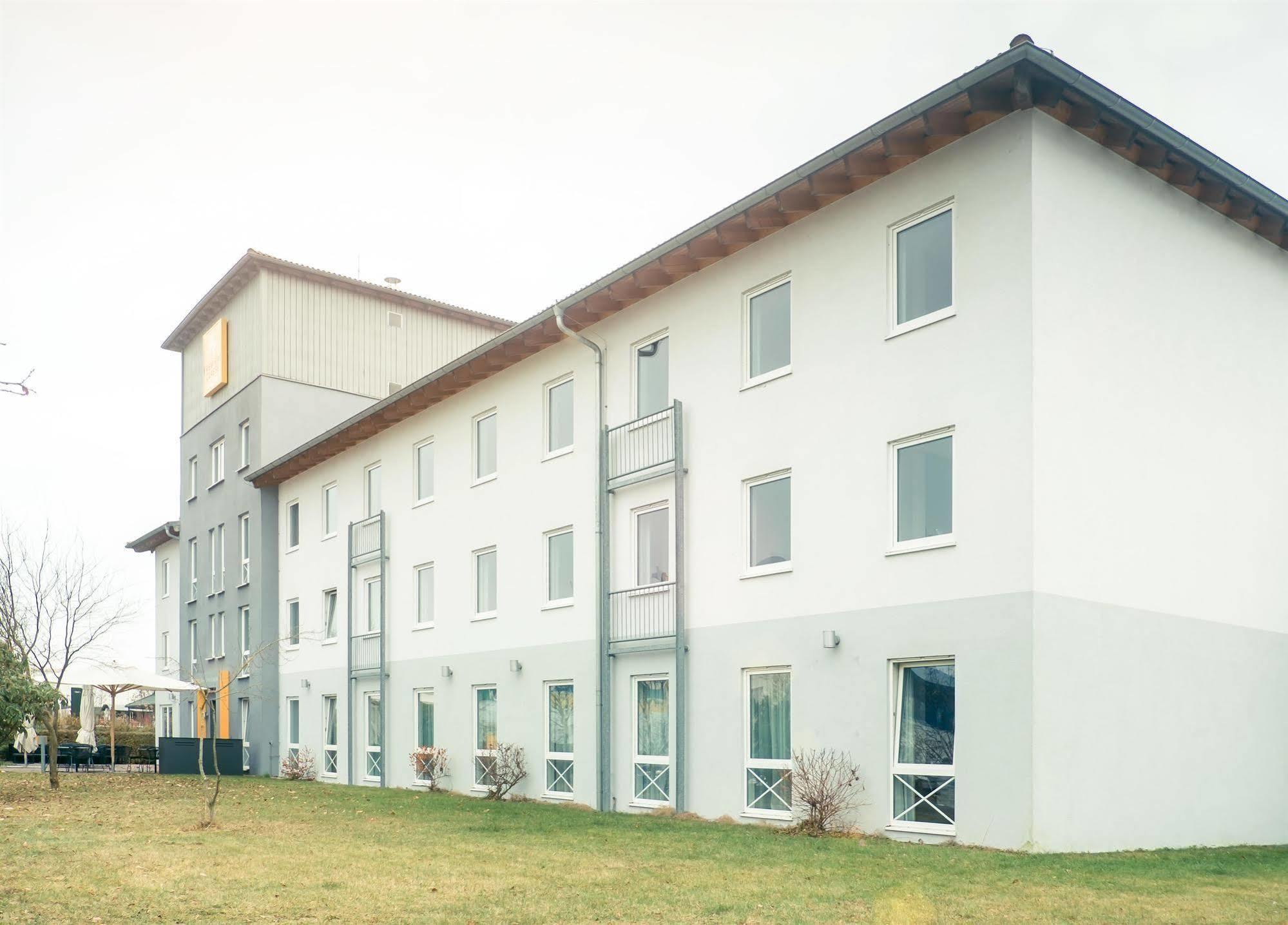 B&B Hotel Offenbach-Sued Bagian luar foto