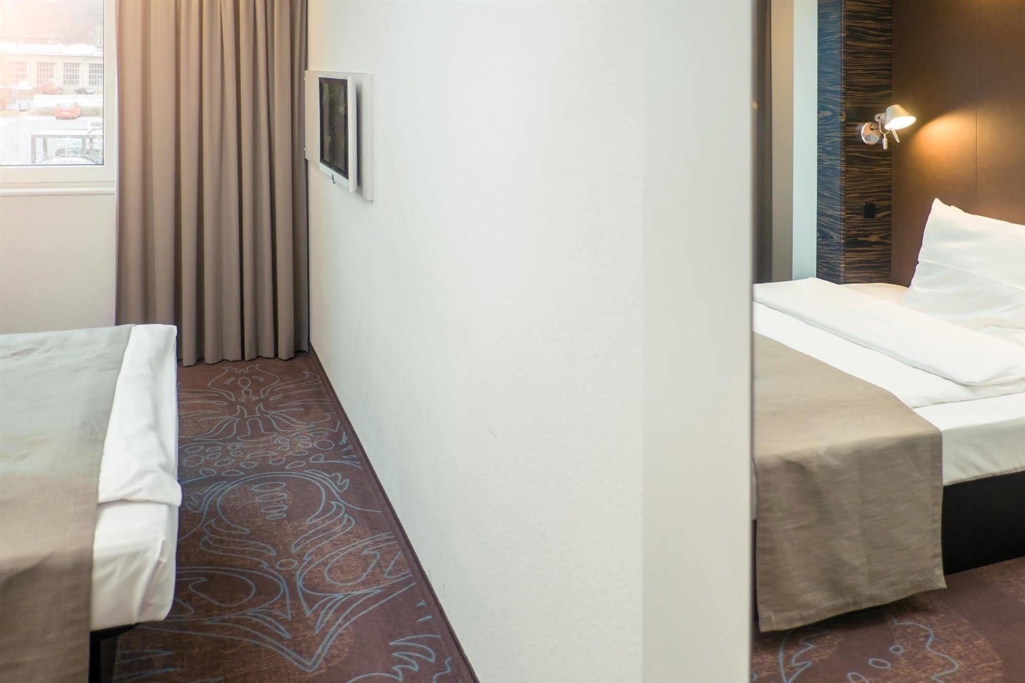 B&B Hotel Offenbach-Sued Bagian luar foto