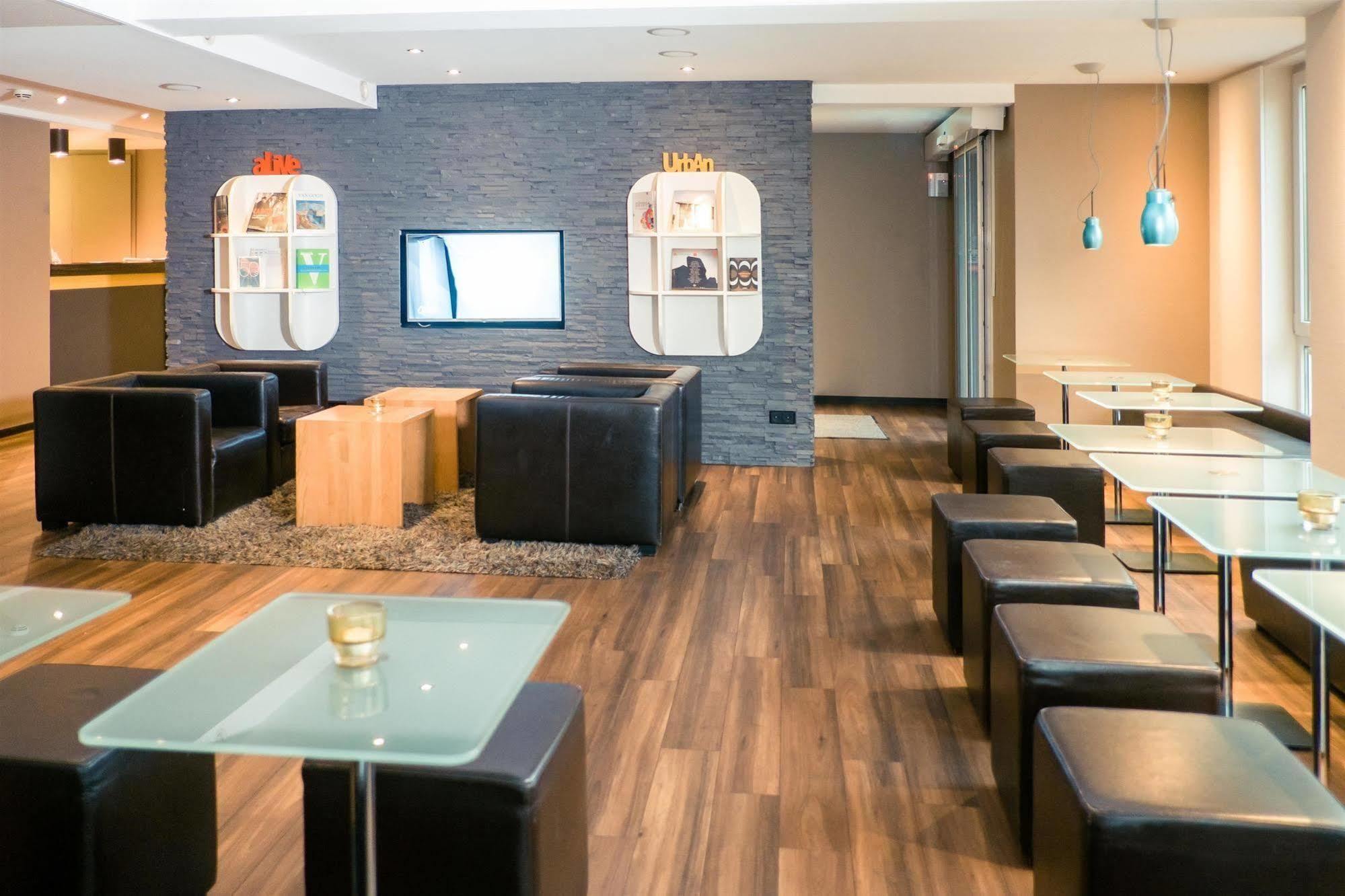 B&B Hotel Offenbach-Sued Bagian luar foto